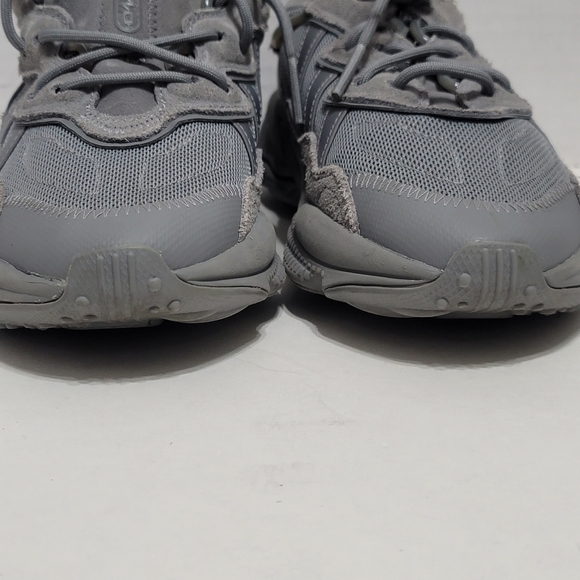 Adidas Juniors Osweego Sneakers Triple Gray IG1035 Size 5 - Picture 11 of 11